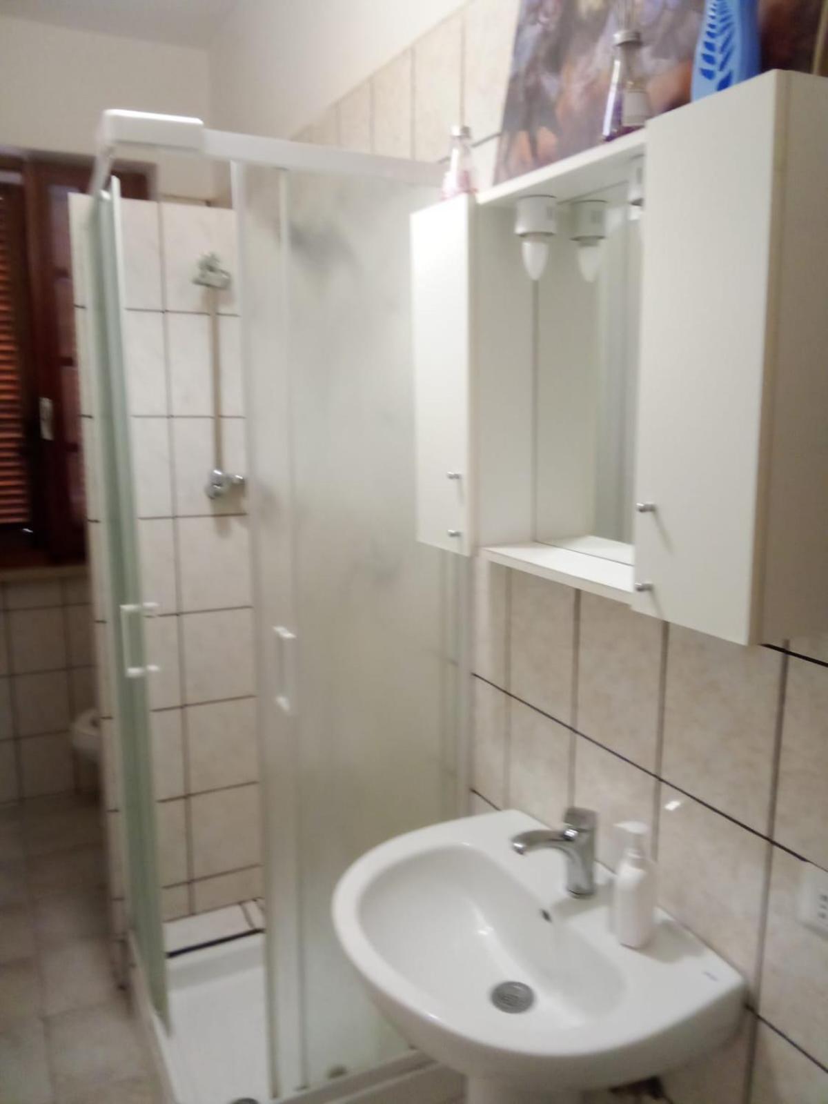 Smeralda Room's *